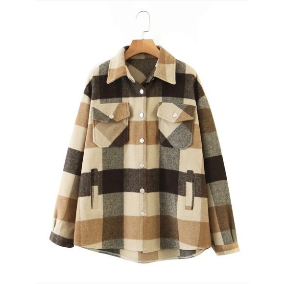 PLUS Plaid round hem shacket button up jacket - Picture 12 of 15